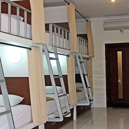 Mirah Hostel Legian Zewnętrze zdjęcie