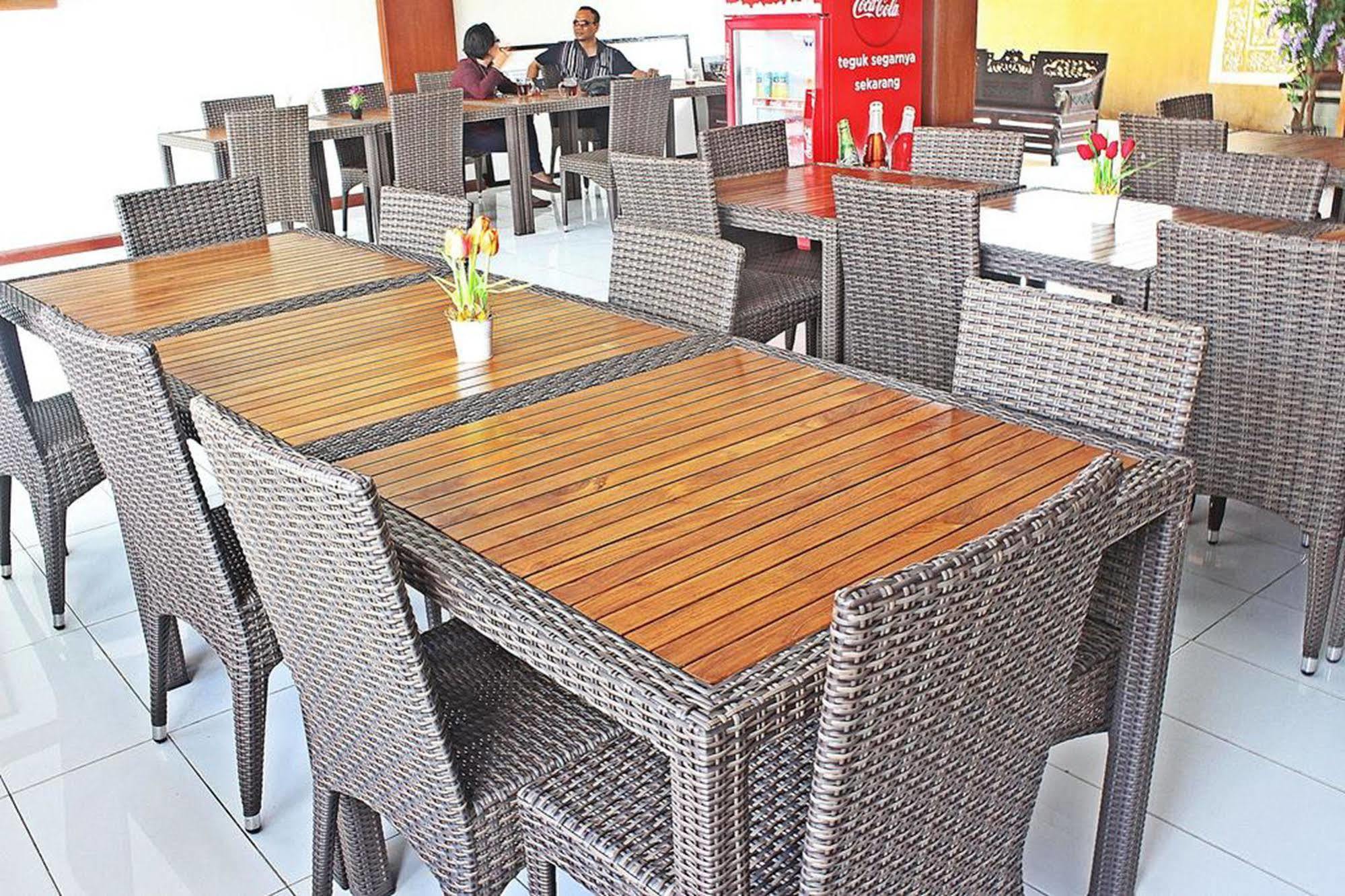 Mirah Hostel Legian Zewnętrze zdjęcie